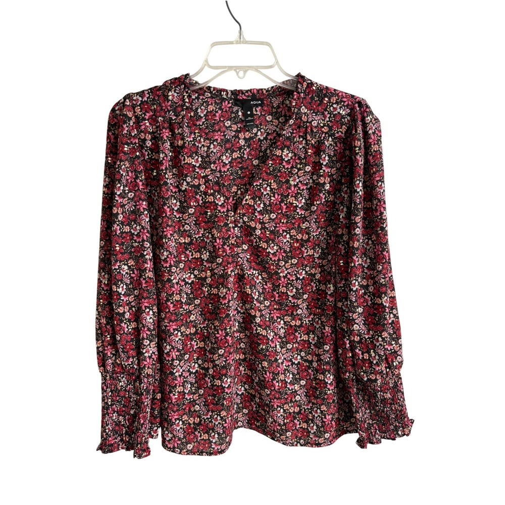 AQUA Floral Blouse Womens Small Black Red Long Sleeve Smocked Cuff V Neck Boho
